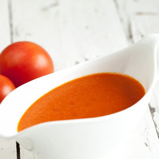 How to Make Tomato Sauce - Recipe photo by ohmydish