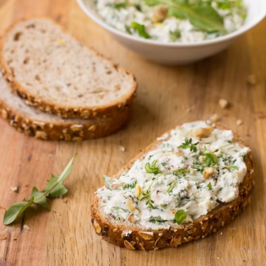 Cream Cheese with Dandelion - Recipe photo by chilliczosnekioliwa