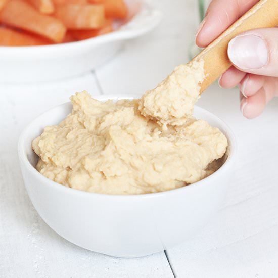 Homemade Hummus - Recipe photo by emmathompson