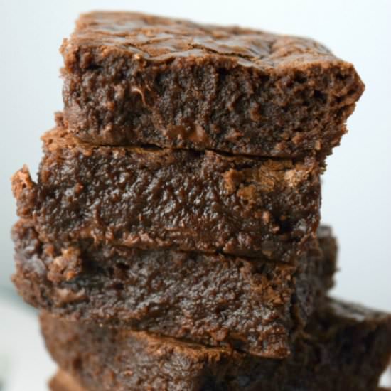 Sinfully Fudgy Brownies - Recipe photo by naivecookcooks