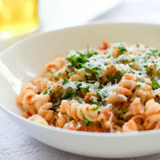 Quick Easy Tuna Pasta - Recipe photo by PrimaveraKitchen