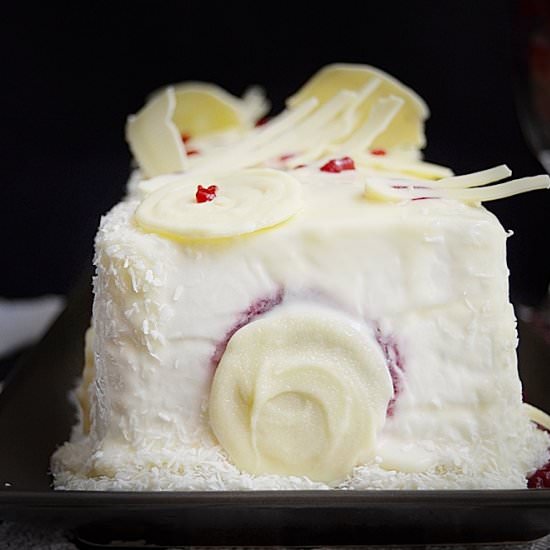 Coconut Raspberry Cake - Recipe photo by Biochimist_la_cratita