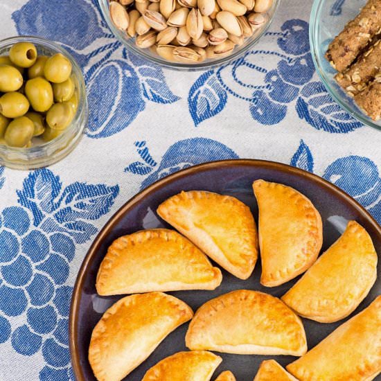 Greek Cheese Pies - Recipe photo by mondomulia