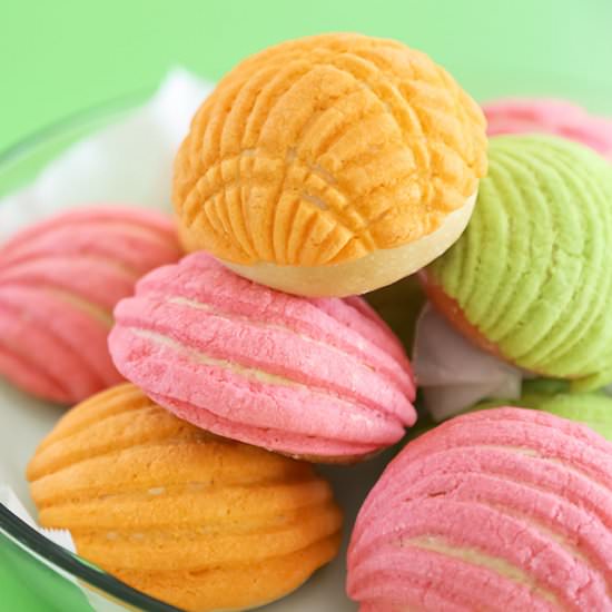 Mexican Sweet Buns - Recipe photo by sprinklebakes