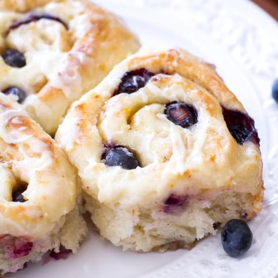 Blueberry Orange Sweet Rolls - Recipe photo by a latte food
