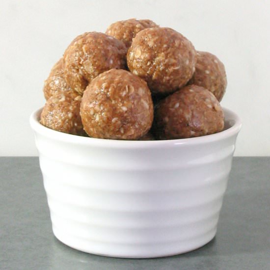 Coffee and Walnut Energy Bites - Recipe photo by sliceofkitchenlife