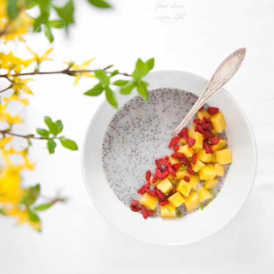 Chia Pudding - Recipe photo by FoodPornVeganStyle