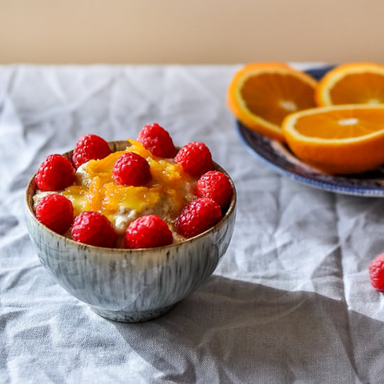 Honeyed Marmalade Steel Cut Oatmeal - Recipe photo by Daniela @foodrecipeshq