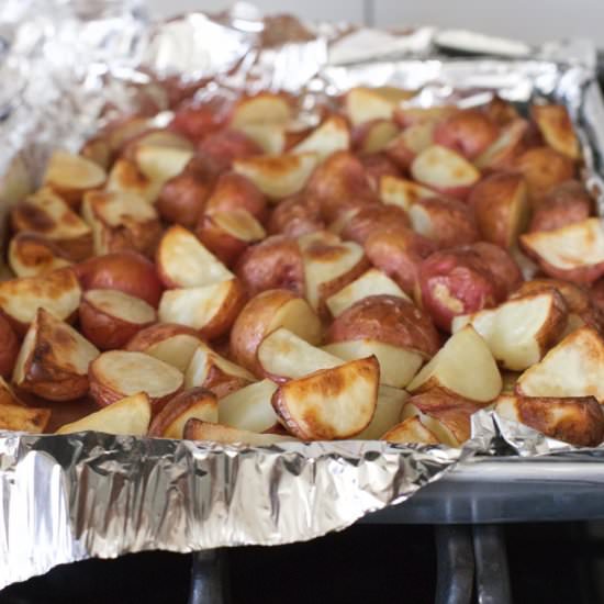 Oven Roasted Potatoes - Recipe photo by Pilarh