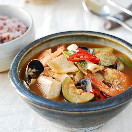 Seafood Doenjang Jjigae - Recipe photo by hyosunro