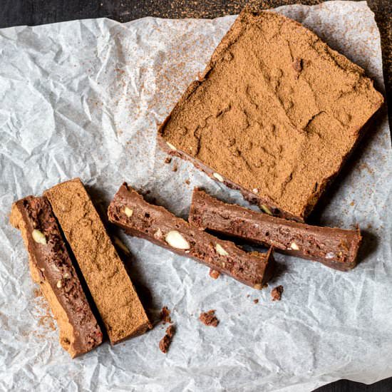 Raw Chocolate Fridge Cake - Recipe photo by Frankiesfeast