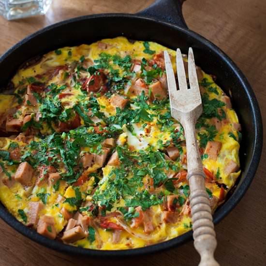 Omelet with Onion, Tomato - Recipe photo by cooking melangery