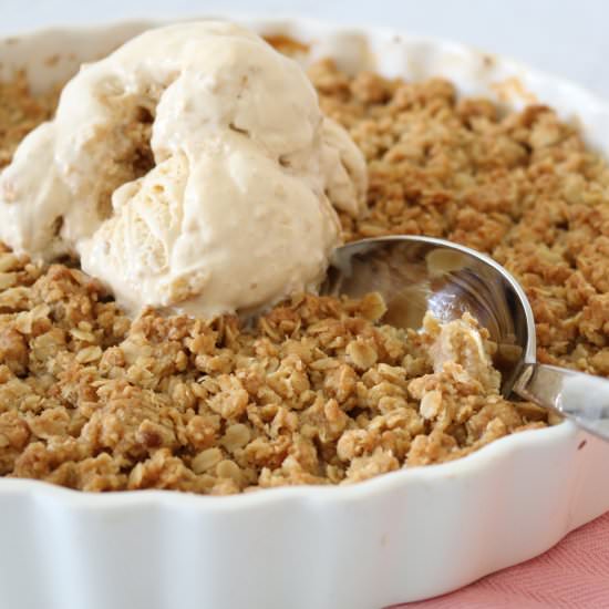 Easy Apple Crumble - Recipe photo by bakeplaysmile