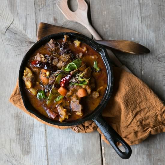 Spicy Mutton Curry - Recipe photo by FlavzCorner