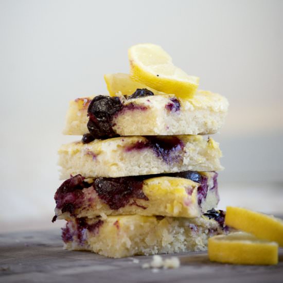 Blueberry Lemon Bar - Recipe photo by thecollegehousewife