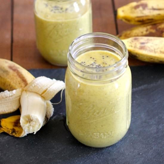 Cinnamon Turmeric Mango Smoothie - Recipe photo by Healthyummies