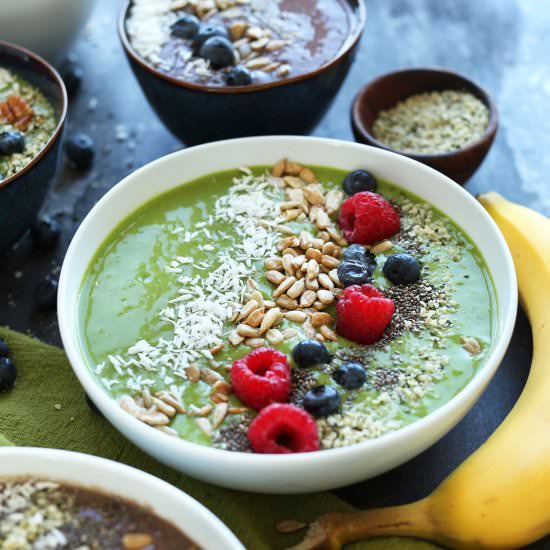 Super Green Smoothie Bowl - Recipe photo by minimalist baker