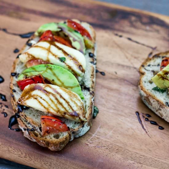 Grilled Caprese Toast - Recipe photo by maya kitchenette