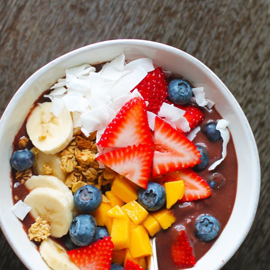 California Acai Bowl - Recipe photo by TheGourmetGourmand