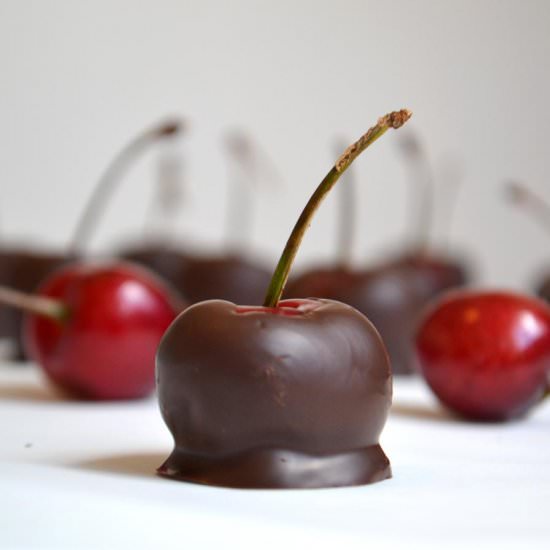 Chocolate Dipped Brandy Cherries - Recipe photo by foodhighs
