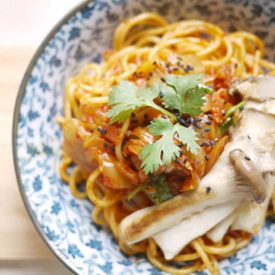 Single-serving Kimchi Spaghetti - Recipe photo by monoandco