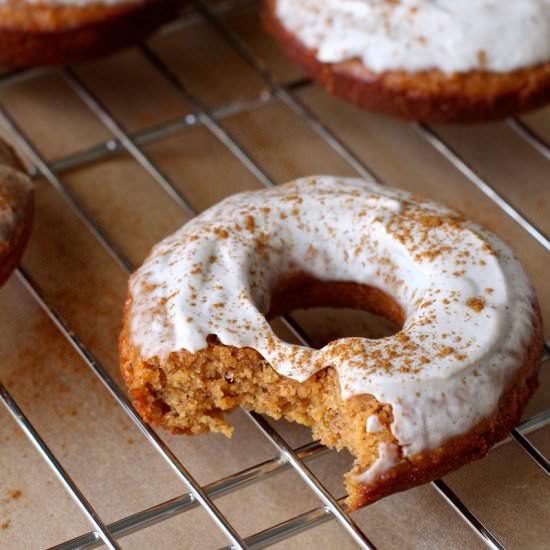 Vegan Baked Red Lentil Doughnuts - Recipe photo by veganmiam