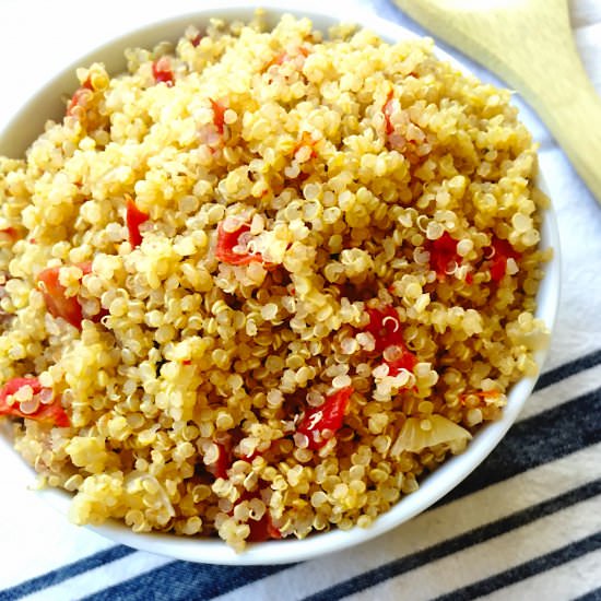 Spanish Quinoa - Recipe photo by kellysambitiouskitchen