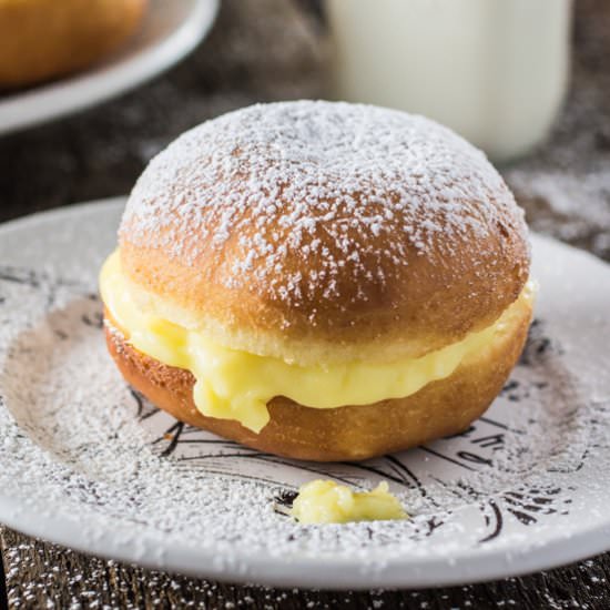 Brazilian Cream Doughnuts - Recipe photo by Oliviascuisine
