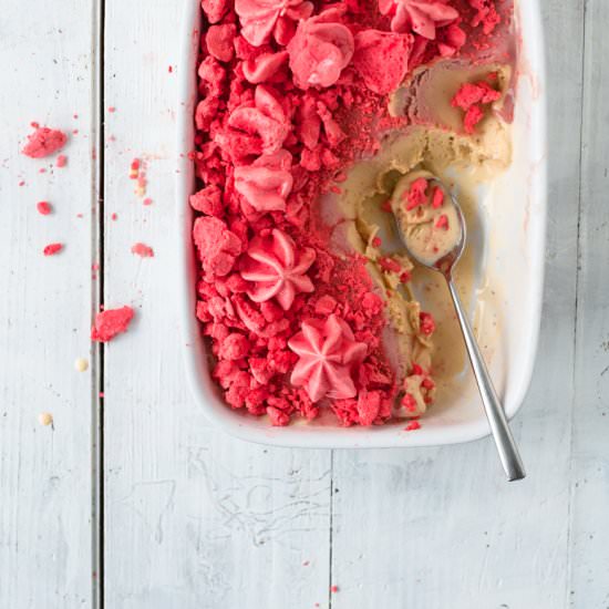 Tonkabean Ice Cream & Rhubarb Curd - Recipe photo by trickytine