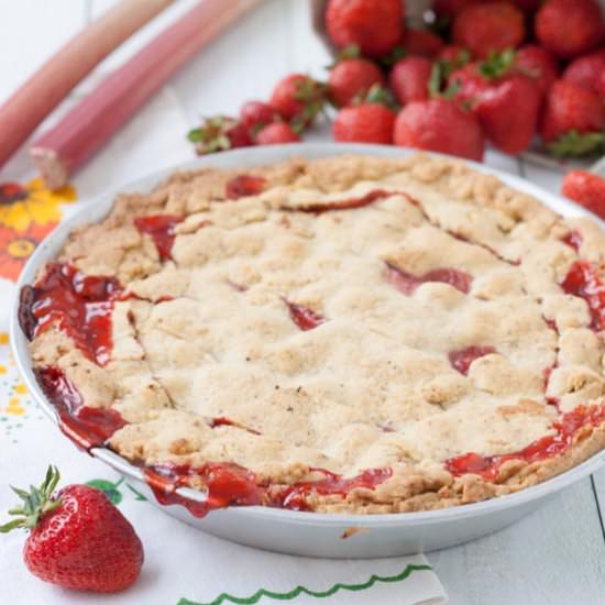 Strawberry Rhubarb Pie - Recipe photo by themisstools