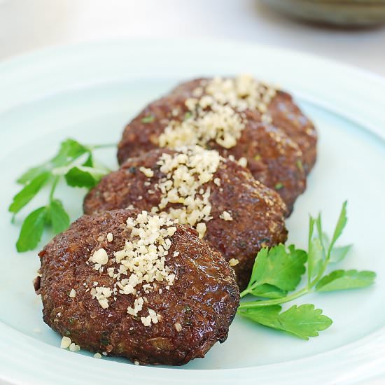 Korean beef patties - Recipe photo by hyosunro