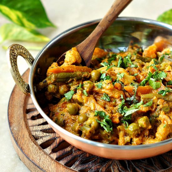 Veg Makhanwala (Made Light) - Recipe photo by Maniche
