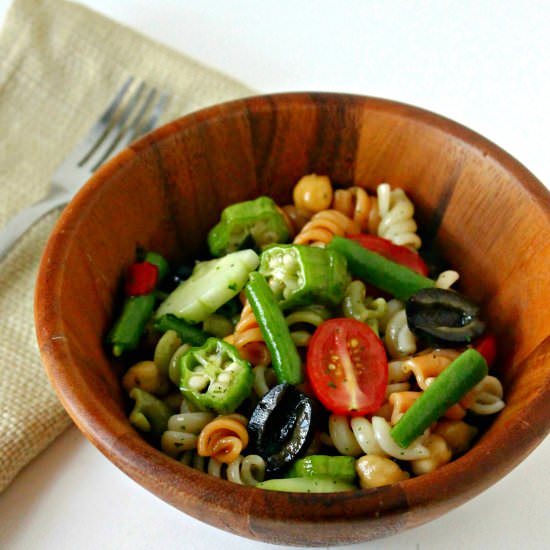 Garden Fresh Pasta Salad - Recipe photo by ArtsCrackers