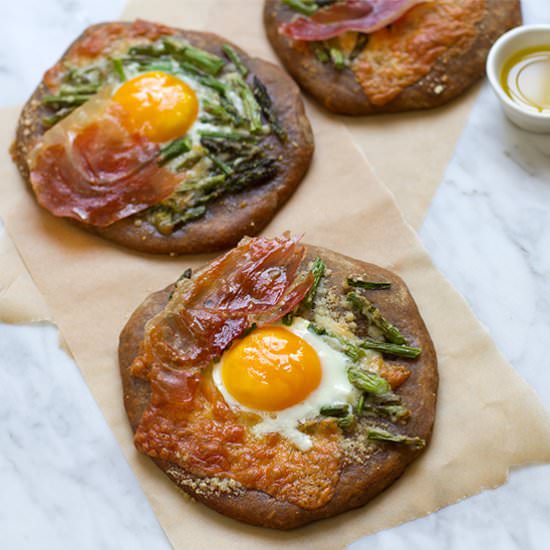 Ham, Manchego, and Asparagus Pizza - Recipe photo by SaltandWind