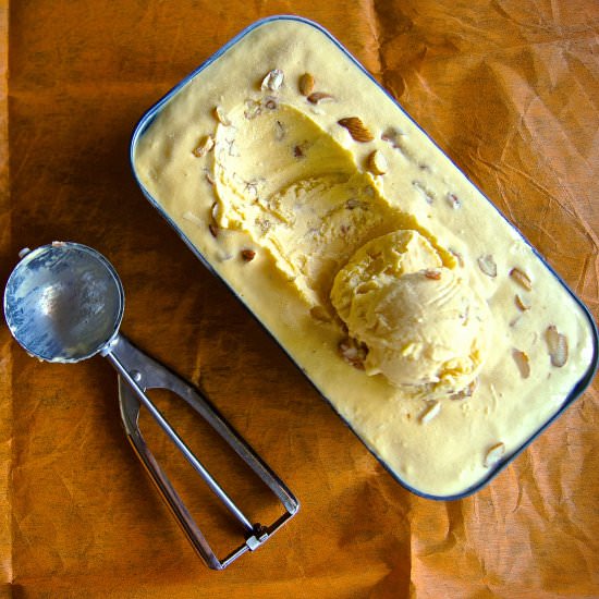 Mango and Almond Chip Ice cream - Recipe photo by acupcakeforlove
