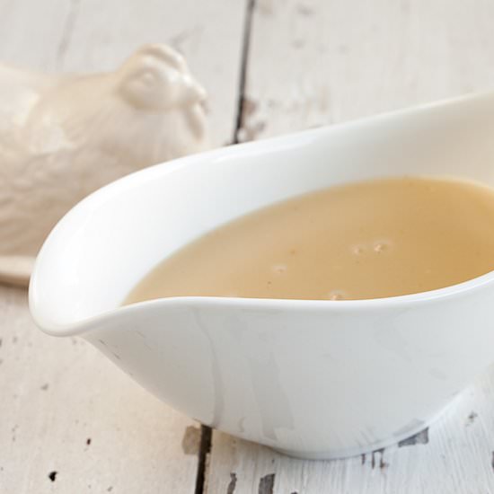 How to make velouté sauce - Recipe photo by ohmydish