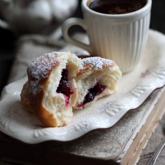 Yeast Croissants - Recipe photo by RusticK