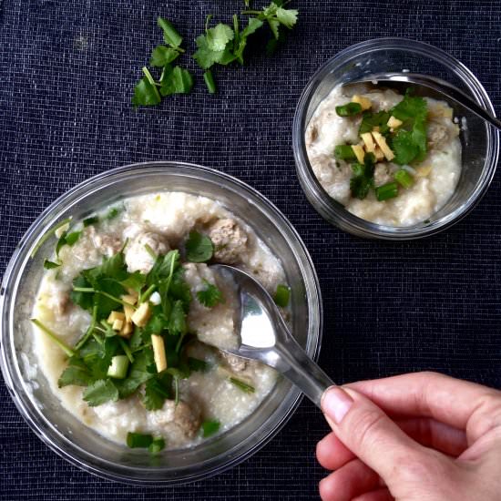 Thai Rice Porridge & Pork Dumplings - Recipe photo by Thai-Foodie