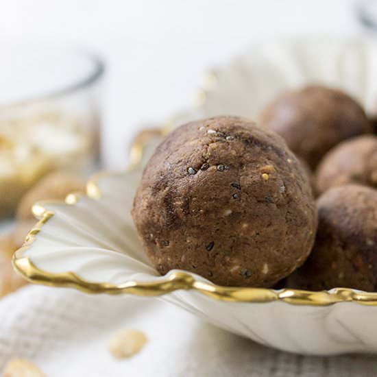 Chocolate Fig Protein Balls - Recipe photo by icanteatwhat