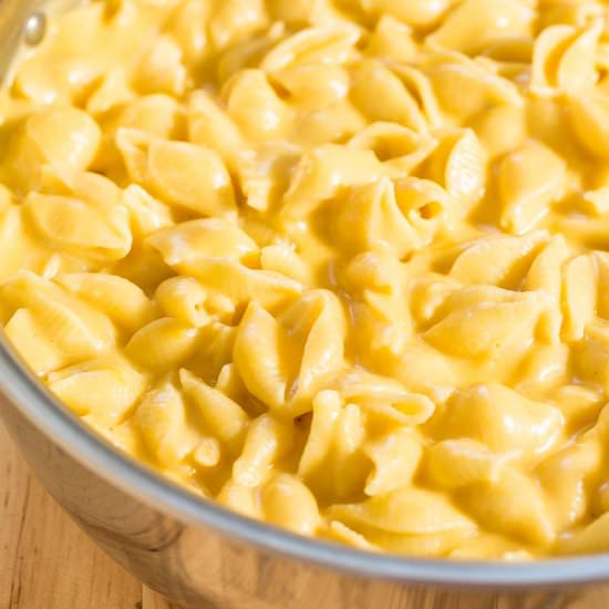 Easy 30-Min Stovetop Mac & Cheese - Recipe photo by Averie