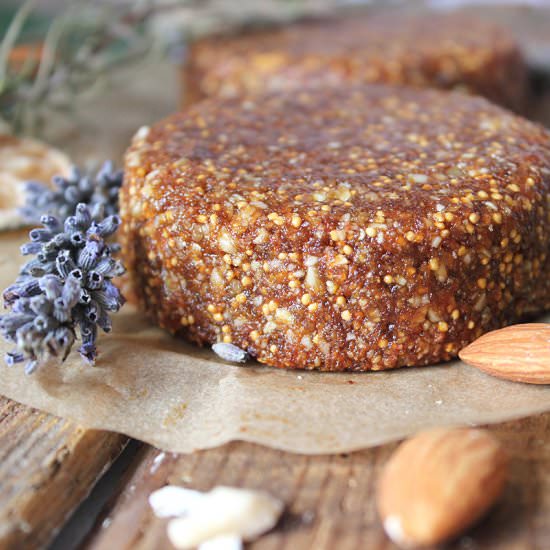 Smokvenjak- dried fig cake - Recipe photo by charmpam