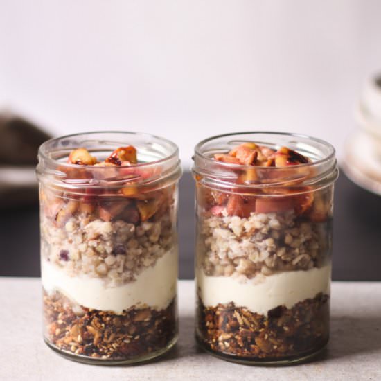 Apple crumble breakfast parfaits - Recipe photo by tohercore