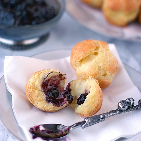 Gougeres {Cheese Puffs} - Recipe photo by RaisinandFig