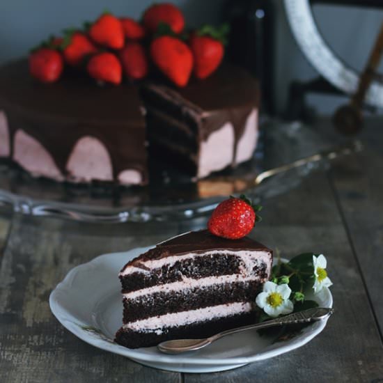 Chocolate Strawberry Cake - Recipe photo by Netqa86
