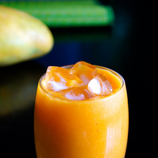 Mango Carrot Ginger juice - Recipe photo by acupcakeforlove
