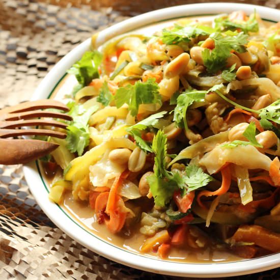 Zoodles in peanut-sesame sauce - Recipe photo by JessicaTom