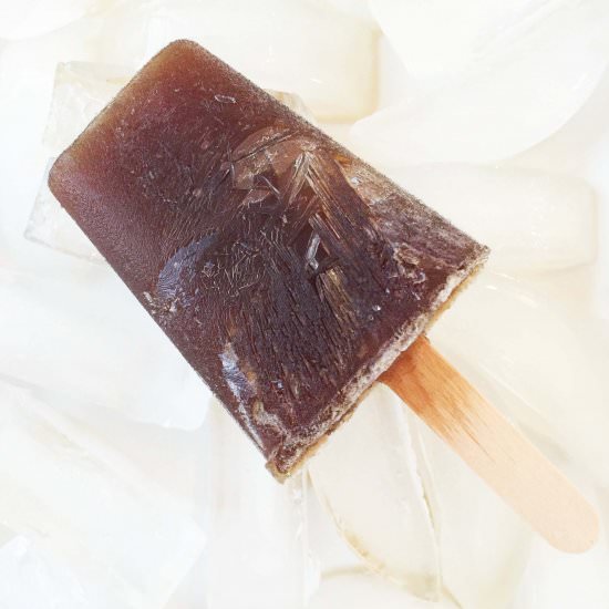 Skinny Dirty Pirate Poptail - Recipe photo by TheSkinnyFork
