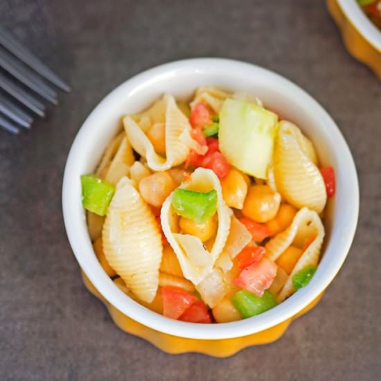 Chickpea Pasta Salad - Recipe photo by itbakesmehappy