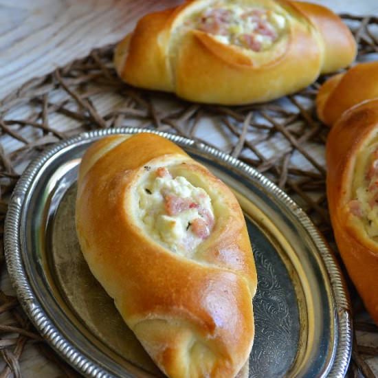 Croissants with Cheese and Bacon - Recipe photo by Tdoneva