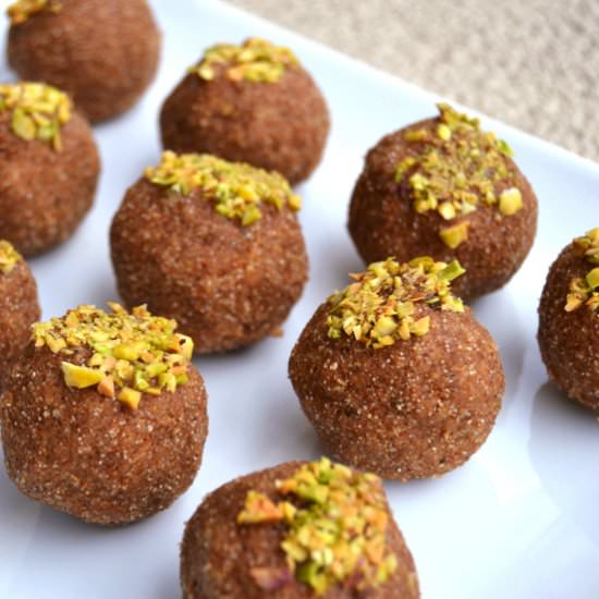 Atte Ka Ladoo - Recipe photo by Remya Ravindran